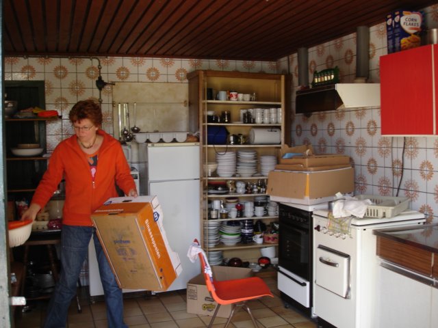 2006HWK 188.jpg